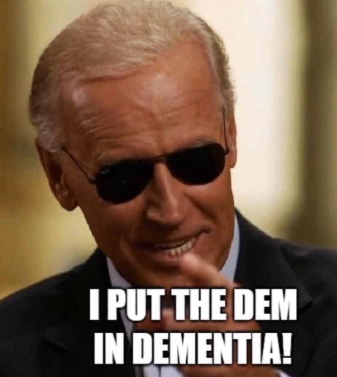 rubyshooz8's tweet photo. @JoeBiden #ChinaJoe #UkraineJoe #IraqJoe
#QuidProQuoJOE #Biden2020 https://t.co/rlEaWw1sAb