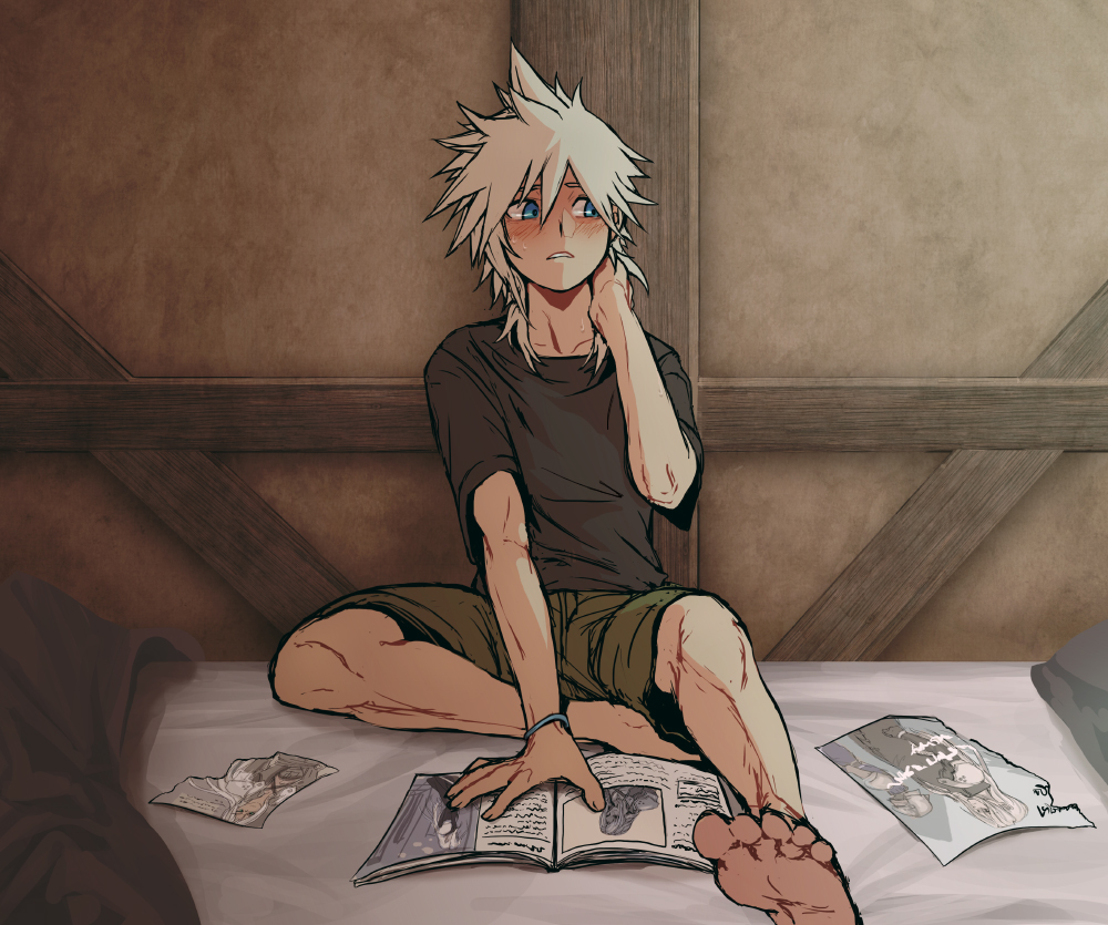 cloudcloudcloud's tweet photo. cloud and his secret reading material 😌📖 https://t.co/ZlxUTyo7vP