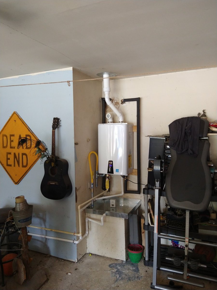 HouWaterHeaters's tweet photo. @NavienTankless NPE-240A Natural Gas .97 Energy Factor @ENERGYSTAR High Efficiency Condensing On-Demand Garage Spring Cypress TX #TanklessWaterHeaterInstallation by our #Plumbers Dylan and Luis! #NavienInstall #HoustonWaterHeaters https://t.co/GX0IJ56jWY