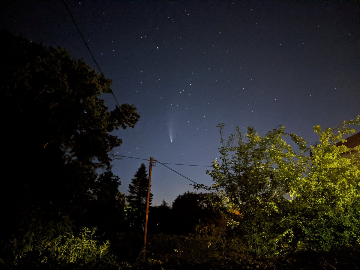 A bit of comet spotting tonight #NEOWISE #Astrophotography