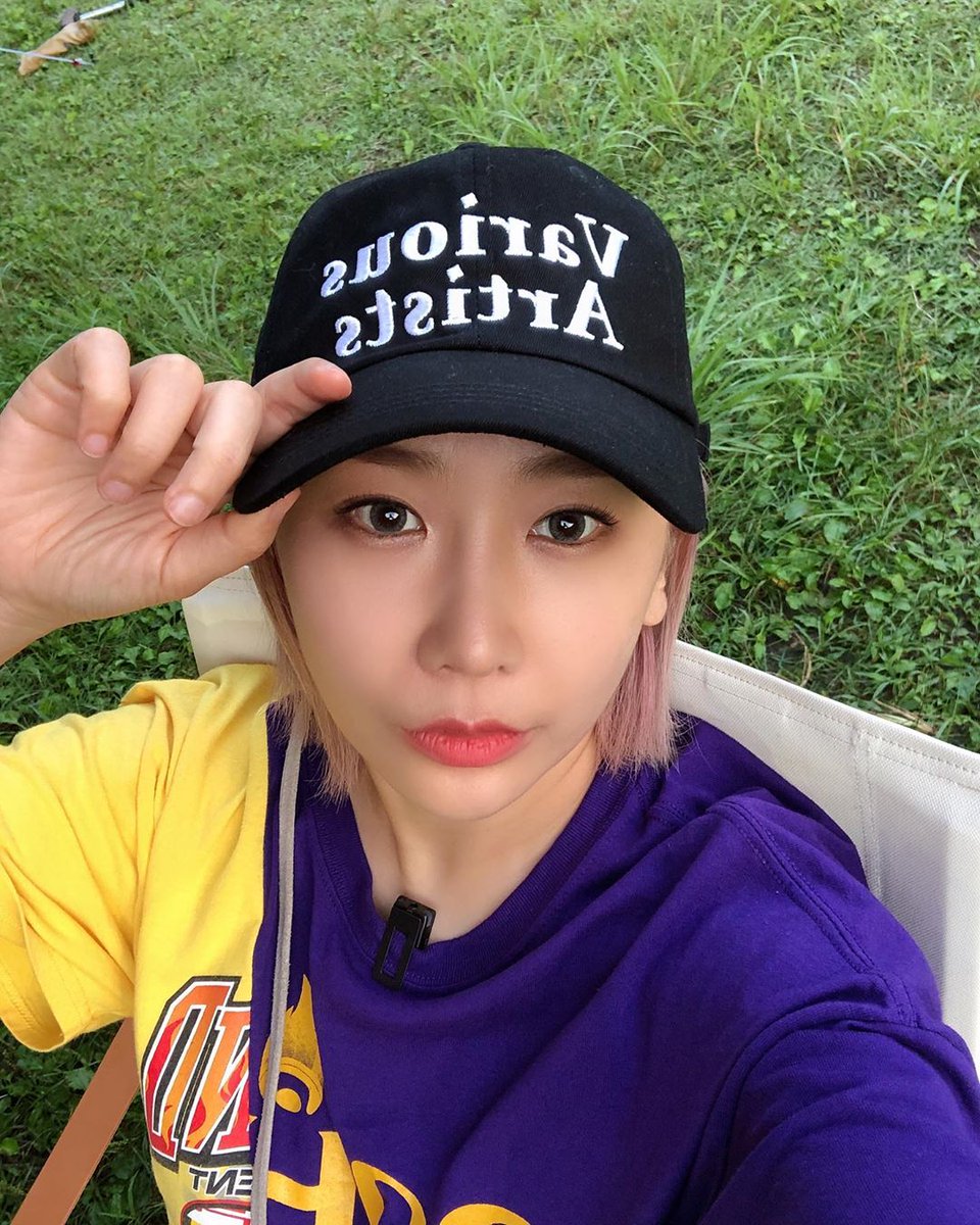 fyeahbeg's tweet photo. 200720 jea update
↳ translation © fy! beg

happiness🌿🤣 #variousartists

💫 @officialBEG #BrownEyedGirls #브라운아이드걸스 #브아걸
💫 @Jeaworld #jea #제아 https://t.co/jfApfvL5KV