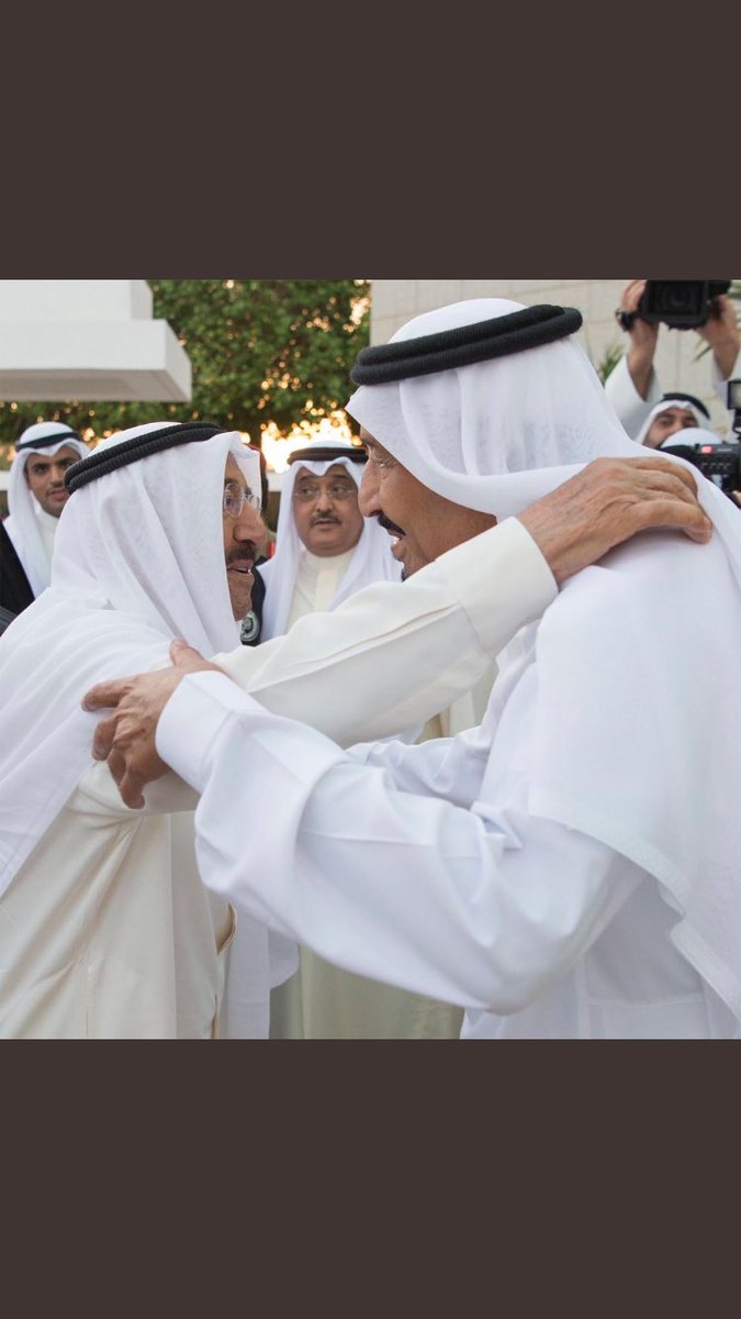 _N__88's tweet photo. #الكويت #السعودية 
اسأل الله العظيم رب العرش الكريم ان يشفيهم ويمن عليهم بالشفاء العاجل ويخرج سالماً غانم معافا ويمد في عمره على طاعته  دعواتكم لهم☝🏼☝🏼 https://t.co/Y2JzdsQo4P
