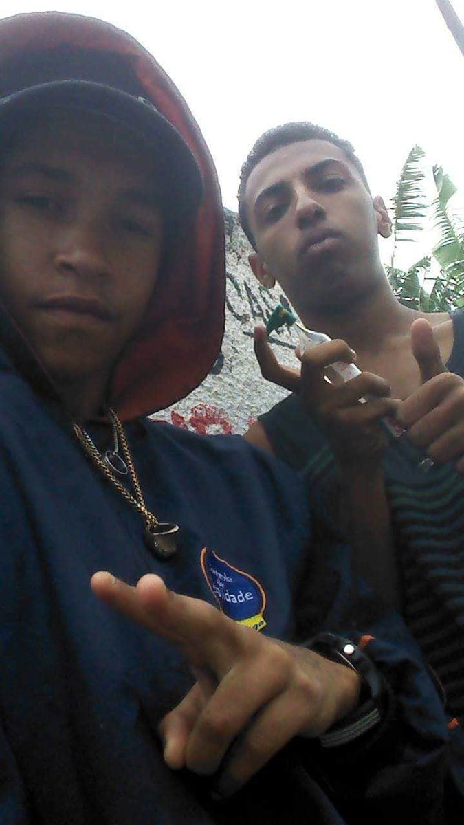 rlkdobathoca's tweet photo. Esse dia nois passo mó livramento lembra meu mn @Cocomarcola1  🚩✌ trem do rodo https://t.co/lMCT3CJnAg