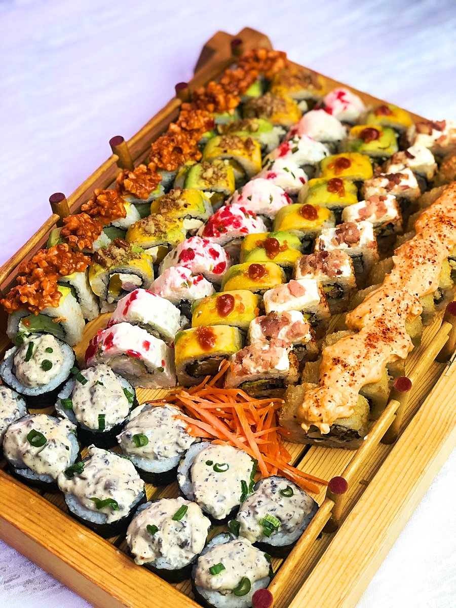 YoukayOriental's tweet photo. 🏮Los mejores rollos de #Durango disfruta del mágico sabor oriental 🍱 Martes y Domingo #Sushi2x1 🍣🥢 📍C.Bruno Martínez 120 Nte. 📲Tel. 6188350665 🧧 https://t.co/Tkm1wV6crq