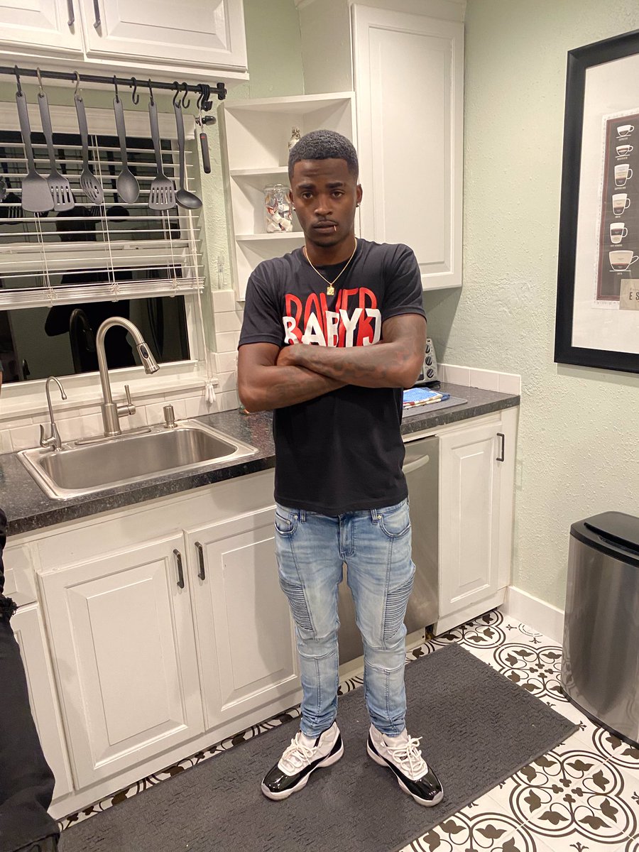 jayydafinessa's tweet photo. so much pain built up deep inside ‼️ I try to control it 💯 #LONGLIVEMARC https://t.co/KKkCW3UnUm