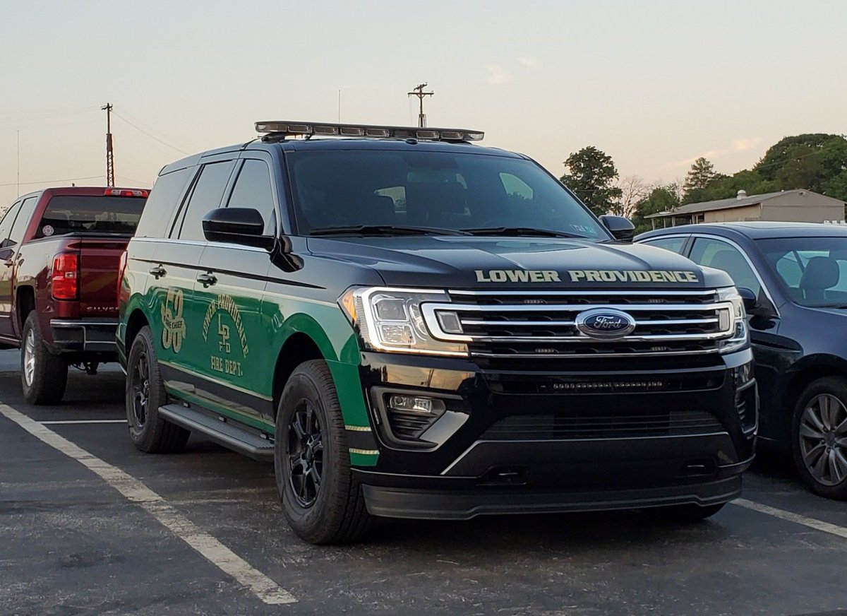 lvltc97's tweet photo. A few quick shots of Lower Providence's new Chief 53 @Zachary51690180 @pcrs29 @CrabbyMilton @rotondo_nick @LTfiddy3 @mikeyb4746 @EastCoastAlert @EmergMgt @ESV911 @Recupido17 https://t.co/ranYCTDm2s