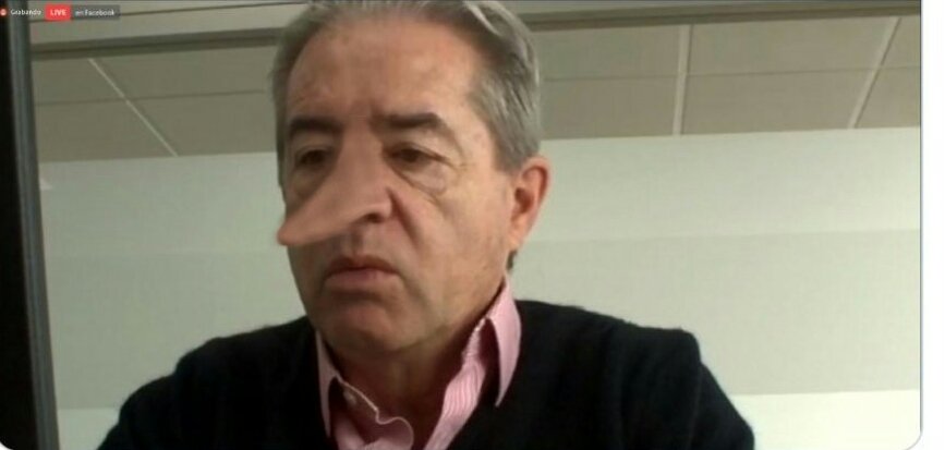 dra_paoperezf's tweet photo. El honorable y respetado @Salud_Ec @DrJuanCZevallos
diciendo que está al día en pago de @PosgradistasB
@postgradistasEC
@FinanzasEc
MIENTE USTED O YO???
#ZevallosMentiroso
#BecasPorLaSalud
#HeroesSinBecas
#MedicosBecadosEC
#EstipendiosYA https://t.co/2SiC2axyNX