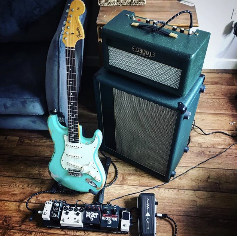 Voodoo_Lab's tweet photo. @mattpalmerband with a sweet rig. #poweredbyvoodoo #voodoolab #geartalk #gearnerds #gearpassion #pedalboard #pedalpower #cleantone #cleanpower #cornellamps #fender #jhspedals #microvibe #customaudioelectronics #procorat #tcelectronics #xoticeffects https://t.co/ldxXOOtOvm