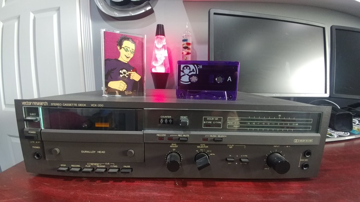 8ohtwo1queue's tweet photo. @defcon badge showed up today! Full rip of both sides of the cassette tape here: https://t.co/wrCDfjkFZa #DEFCONSafeMode #badgelife https://t.co/8G6lM6ujzx