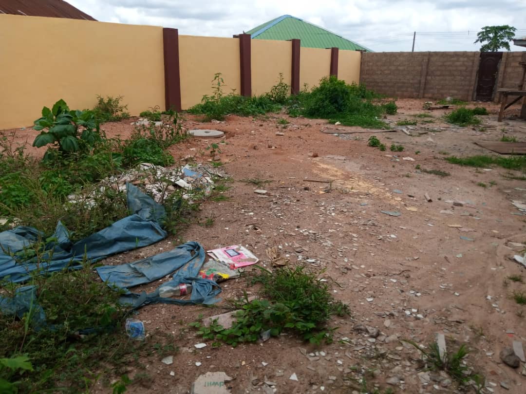 We tracked the renovation of Christ the king Primary School, Odo-Ona Ibadan South West LGA, Oyo State. 

It's among the 307 completed projects in Oyo state.

We confirmed the project has been completed.

#GetInvolved  <a href="/seyimakinde/"></a>