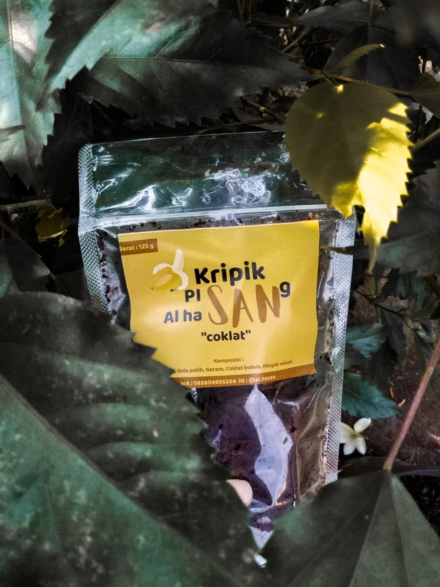 CoklatKripik's tweet photo. Bismillah
SELAMAT PAGI SEMUAA😉 
#pgii 
Kami open order lho teman teman

Yang belom tau ini , ini tu kripik pisang coklat , 
Harga nya pas banget ni di musim kaya gini, pas di kantong 😁😁 

Yang mau tanya tanya dulu bpleh banget https://t.co/H05w6gZB9t