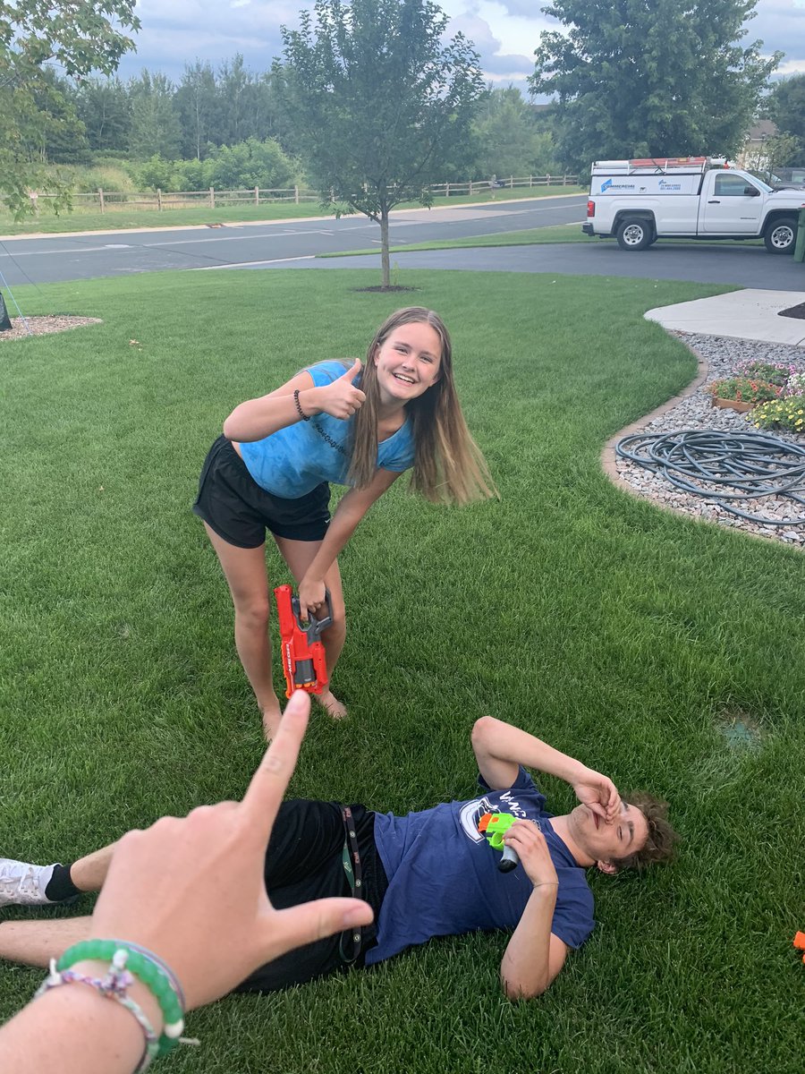 Lindseygreenie's tweet photo. TAYLOR PURCELL from BIG BERTHA ABSOLUTELY DEMOLISHES organized of the nerf war LUKE SIMS https://t.co/z1zqGm9DkI