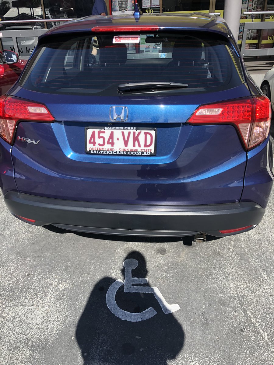 iamdamoj's tweet photo. @Uber_QLD currently parked in a handicapped spot at Ashgrove West shops....booooo #shitbloke https://t.co/hieSgub9jv