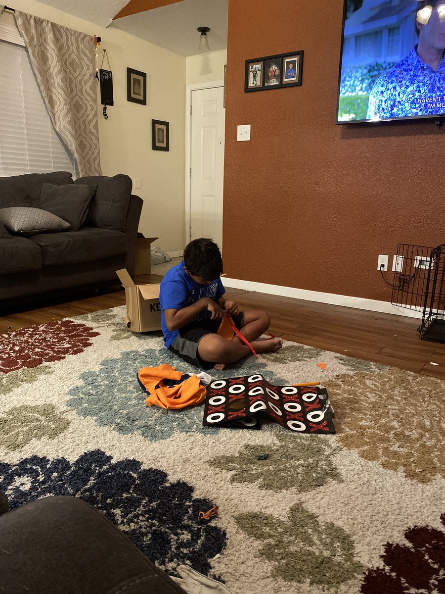 jessjohnso123's tweet photo. My little STEMgineer busy making his own mask! #KMSstem @flkhenderson1 @MsOrpheyMath @TeachingInNeon @ms__velasquez @BeckyZalesnik https://t.co/TLOktvTSz2