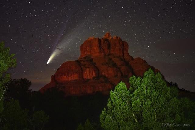 Arizona love!

Photo Credit : Stanley Rose
Location : Bell Rock, Arizona, USA #NEOWISE