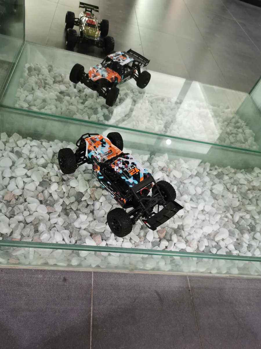 Avarc6's tweet photo. Could u guess how many rc cars in those photos? #rccar #rc #car #buggy #truggy #crawler #scaler #monstertruck #rcbuggy #rchobby #rccrawler #rcscaler #rctruggy #rctrucks #offroad #rccars #hobbywing #dustymotors #radiocontrol #4WD #rcbashing #rcバギー #リモコンカー #rcトラック https://t.co/RtXrAcGpMh