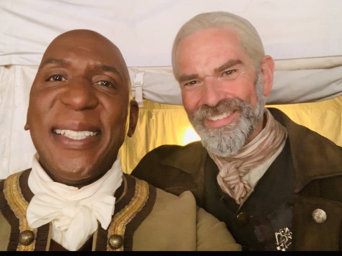 colinmcfarlane's tweet photo. BTS shot for #Outlander fans~Everyone needs a Murtagh to protect them in these surreal times!😉Happy memories working with the wonderful #DuncanLacroix on season 5 @Outlander_STARZ⁩ Ahh yes, those days when we could hug &amp; didn’t need to #WearAMask #droughtlander #StaySafe🙏🏽 https://t.co/K4DWcQP1fN