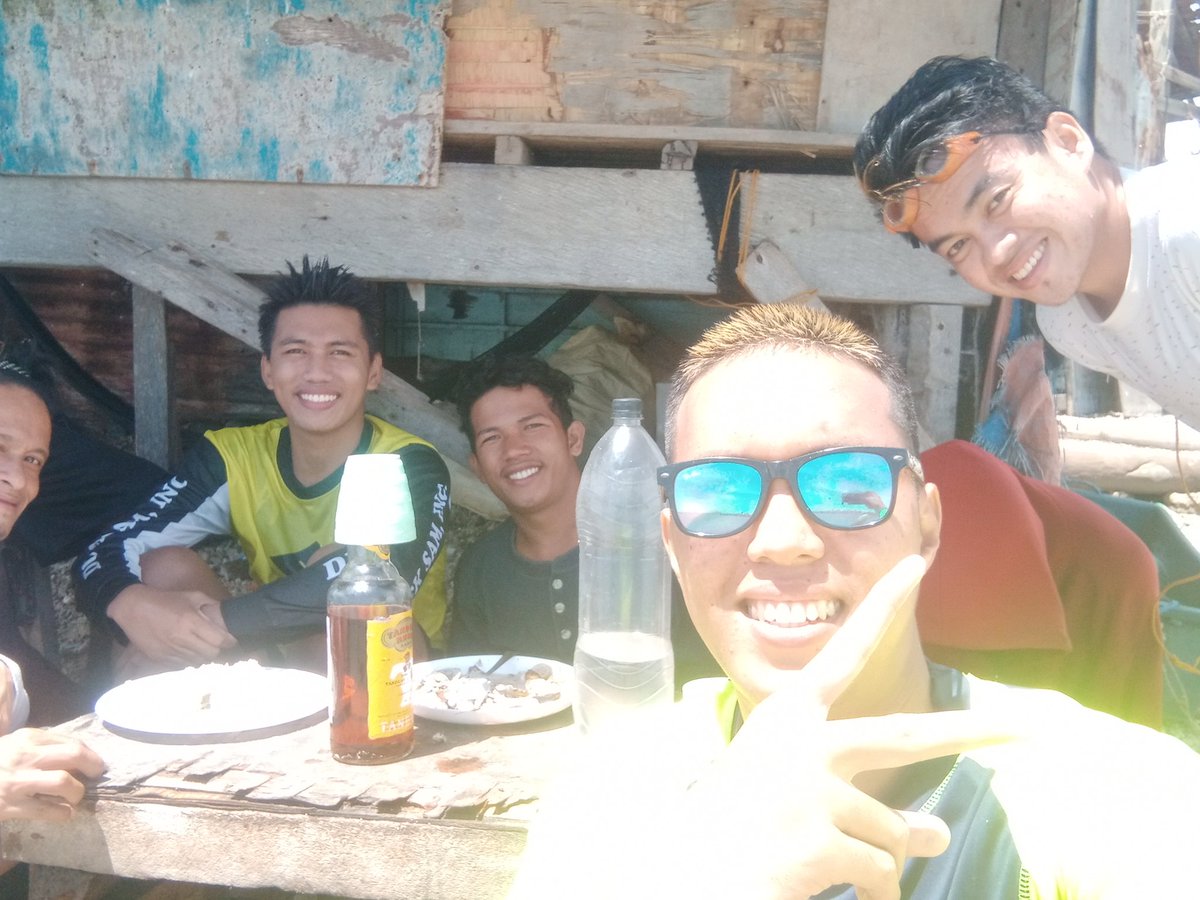 Rojonan27's tweet photo. Sundays Best ❤
#Lateee
#4SMatatag💪 https://t.co/ieeaQkg9HF