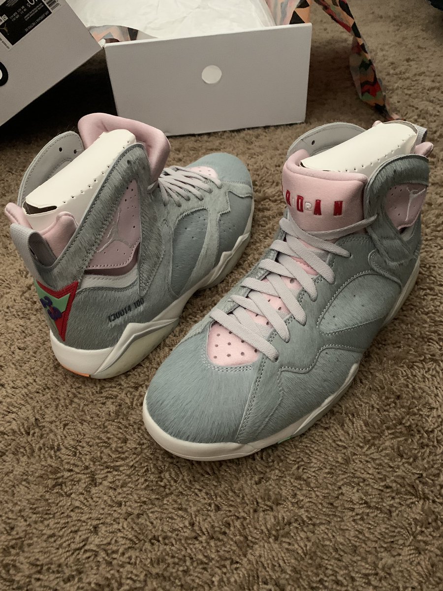 ShakGolf's tweet photo. I canβt BELIEVE I got my hands on these! #JordanRetros #Hare #π₯ππ₯ https://t.co/Xa1Om5MjqB