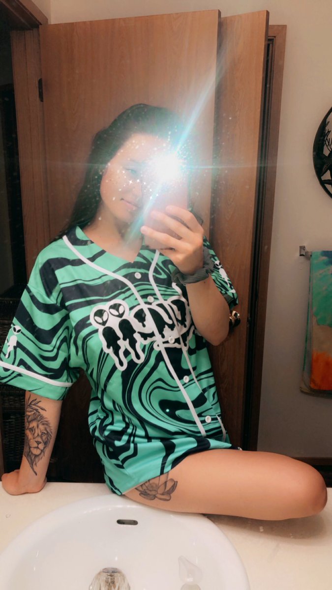 AlexKessler3's tweet photo. OMGGG!!! I’m so excited to finally have my first Lucii merch &amp; can’t wait to get more 😍 love you forever @LuciitheAlien 👽 https://t.co/ozuVtKp3NC