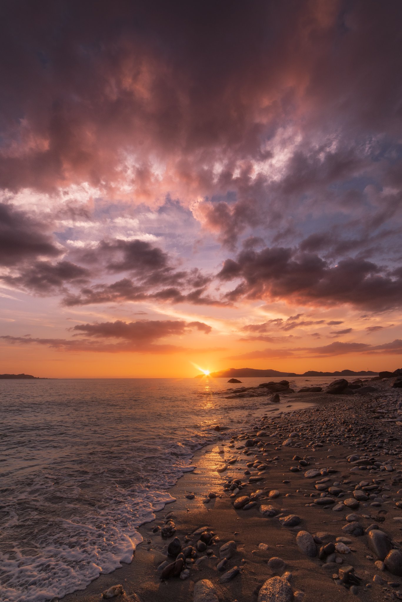 Kei Foa アニメの背景ｦﾀが長崎の海を撮ってみたらこうなりました Tokyocameraclub 海 写真が好きな人と繋がりたい カメラ好きな人と繋がりたい カメラマンさんと繋がりたい 佐世保 新海誠 写真を撮るのが好きな人と繋がりたい 東京カメラ部