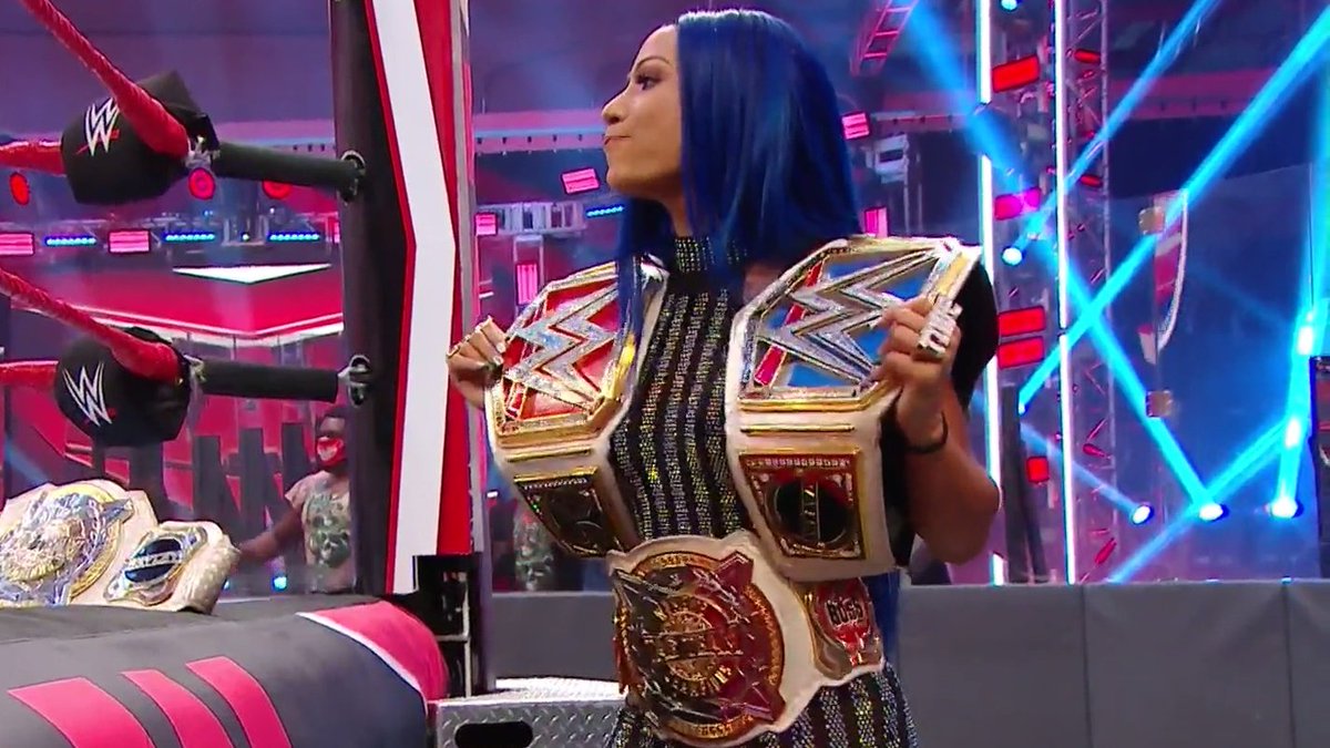 wweontnt's tweet photo. That's some drip @SashaBanksWWE 🏆🏆🏆

#WWERAW https://t.co/FHj49T6ZbA