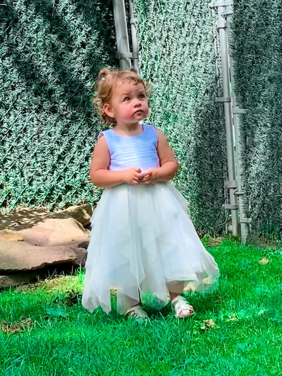 loveandlightxox's tweet photo. 2 weeks ago but granddaughters daddy died. My daughter lost her best friend &amp; love of her life (they weren't together but copartenting &amp; working on things) &amp; my granddaughter will never remember her daddy. Sad is a understatement for my girls. https://t.co/CYkbYaVdX6