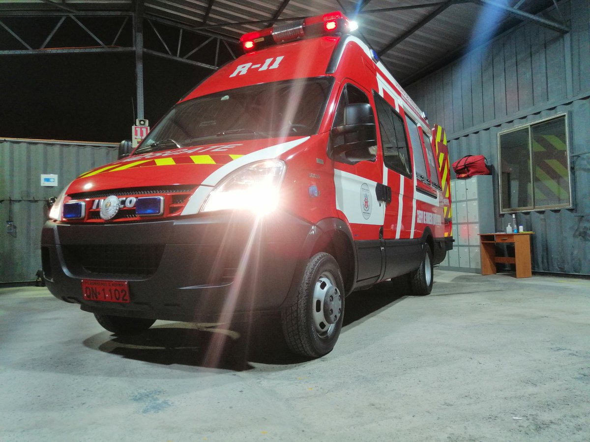 Siendo las 22.11 entra en servicio nuestra maquina de rescate R11, cumpliendo con un nuevo hito en nuestra historia institucional. Felices 4 años Undécima!!