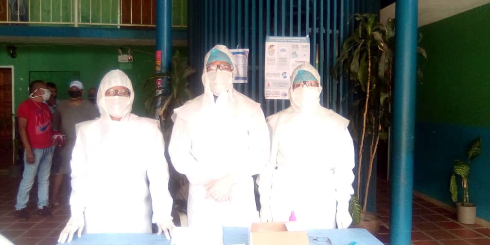 FFuigueredo's tweet photo. En la mañana de hoy se  realizó una jornada de reecontrol en los PASI Lucas y Anaconda .Continuamos trabajando diariamente para  lograr vencer a la Covid .19 y devolverle la tranquila a la nuestro hermano pueblo venezolano .
@Cubacooperabol2 
@PLVenezuela 
@AdanVillavicen5 https://t.co/DzpbEB7kVB