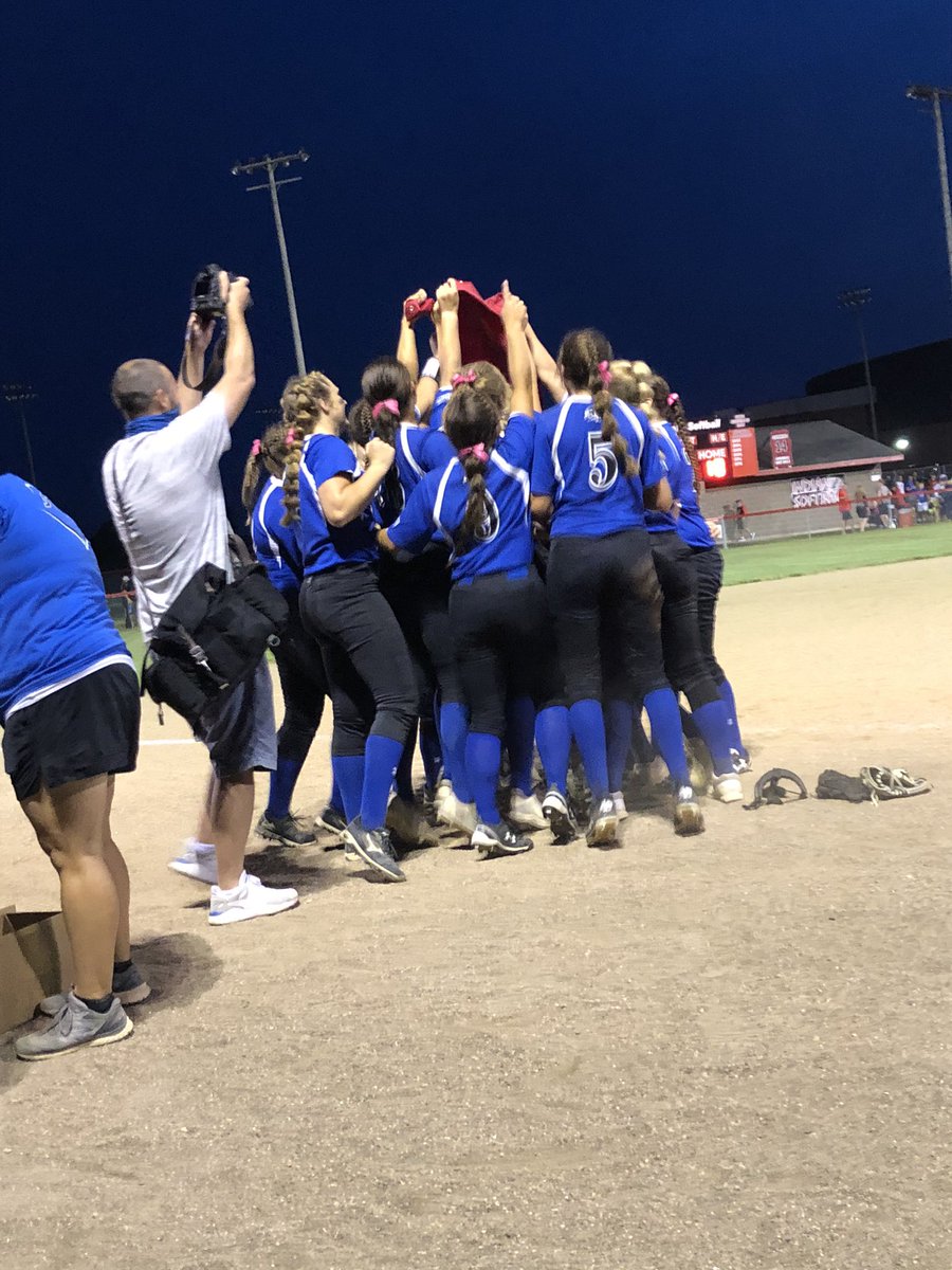 danyoungksou's tweet image. Final Spirit Lake, IA 3A-1 HS SB Championship KIHK BHRV 16 Spirit Lake 10