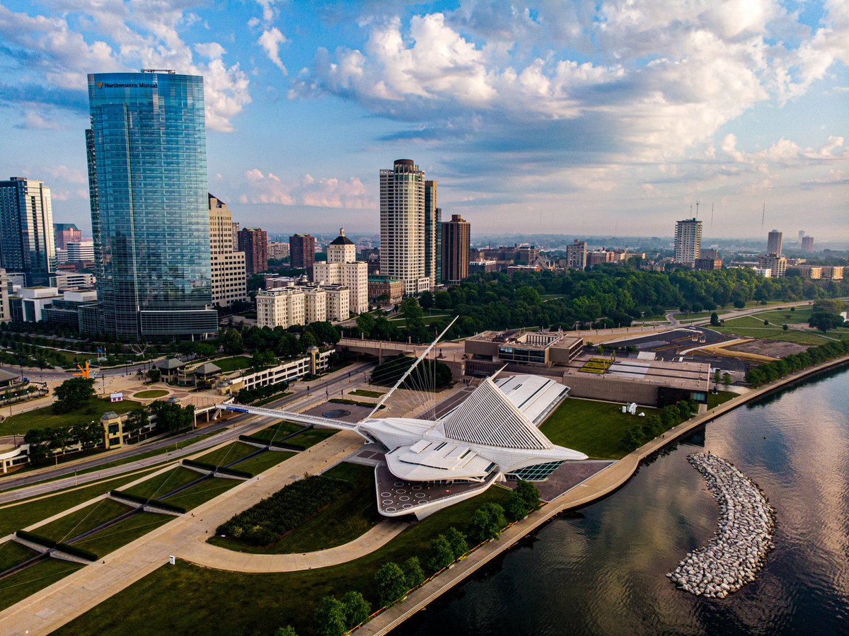 KorsysTravel's tweet photo. We love our city! https://t.co/ZSZbENEmlx