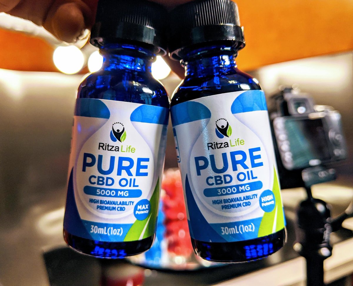 HolySoaps2020's tweet photo. https://t.co/npxENMHNyu We have CBD &amp; Hemp Oil #ritzalife #cbdoil #hempoil order today! https://t.co/cfDzteYJhq