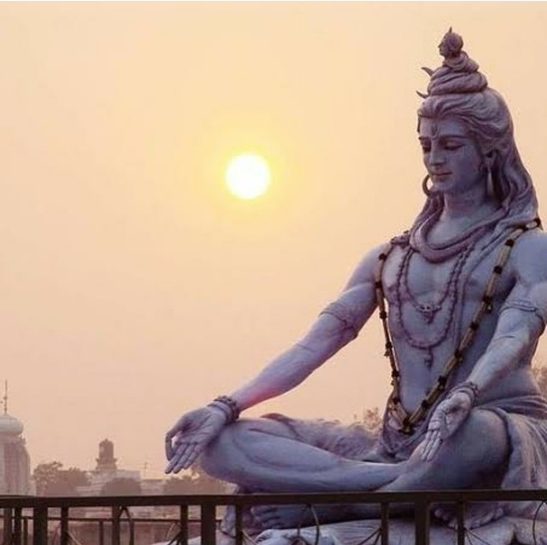 Dhartip215's tweet photo. जटा टवी गलज्जलप्रवाह पावितस्थले गलेऽव लम्ब्यलम्बितां भुजंगतुंग मालिकाम्‌।

डमड्डमड्डमड्डमन्निनाद वड्डमर्वयं चकारचण्डताण्डवं तनोतु नः शिव: शिवम्‌ ॥१॥ https://t.co/NlQvxnVYaT