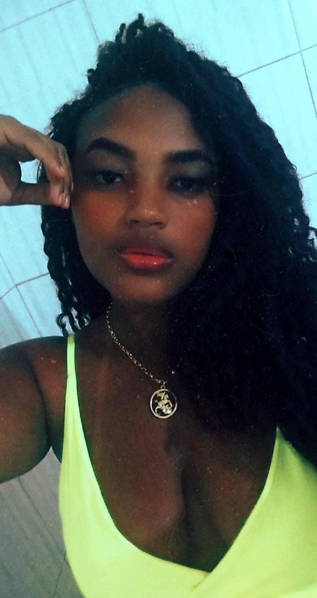 Jessyca05977876's tweet photo. É ela nego .. 😌 https://t.co/oGGYBq88an