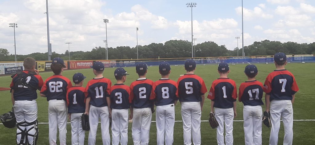 Santini3304's tweet photo. These kids battled Monday in extreme heat and got their first 2 wins in a PG “showcase”. Following in the footsteps of #teamblue. Couldn’t be prouder! #nhp #lilblue #itsaprocess https://t.co/fE29A8t8Yv