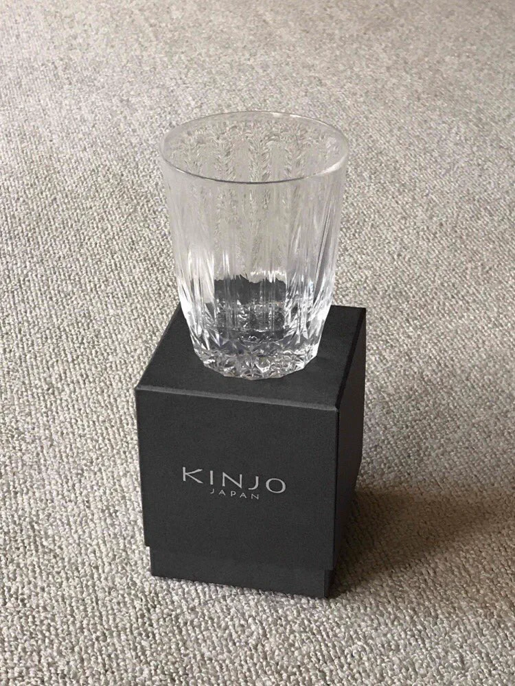 シリコングラスを買ってみた！落としても割れない優秀なアイテム！