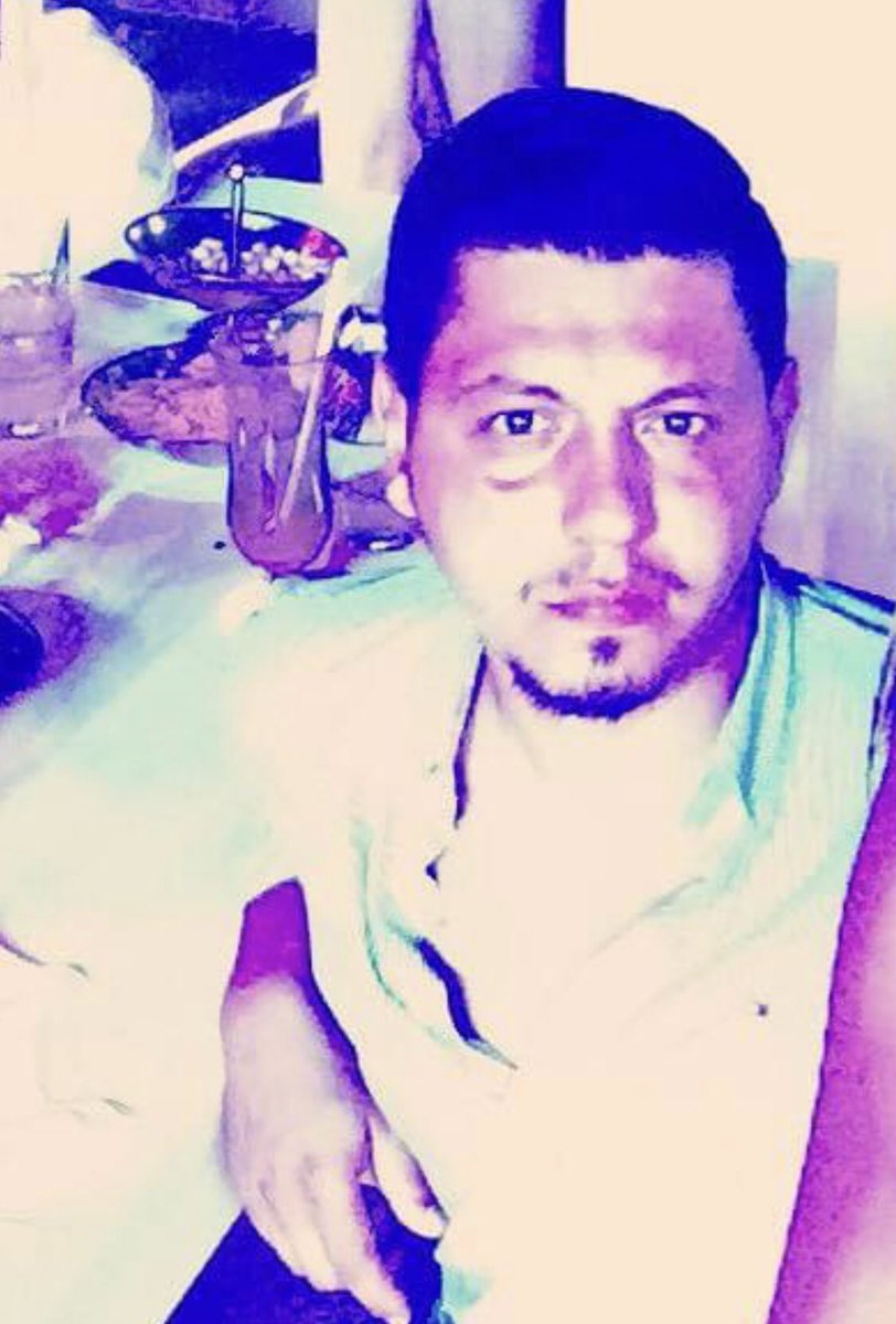 mustafahos's tweet photo. tüm haberlerde öldürülen pınar gültekin’in boy boy fotoğrafları var...oysa katilin totoğrafı blurlanmış ve adı da c.m.a diye veriliyor..saçma sapan seksist bir bakış açısı...katilin adı cemal metin avcı..fotoğrafları da bu https://t.co/ozs4CcSVOy