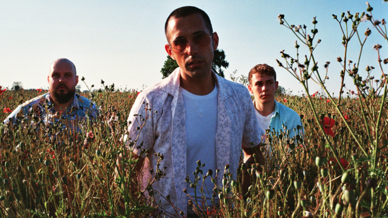 Up-and-coming #alternativeband The Cat Magic share their #newsong ‘Just The Way’. Listen here:
bit.ly/3g0uAFL
#newrelease