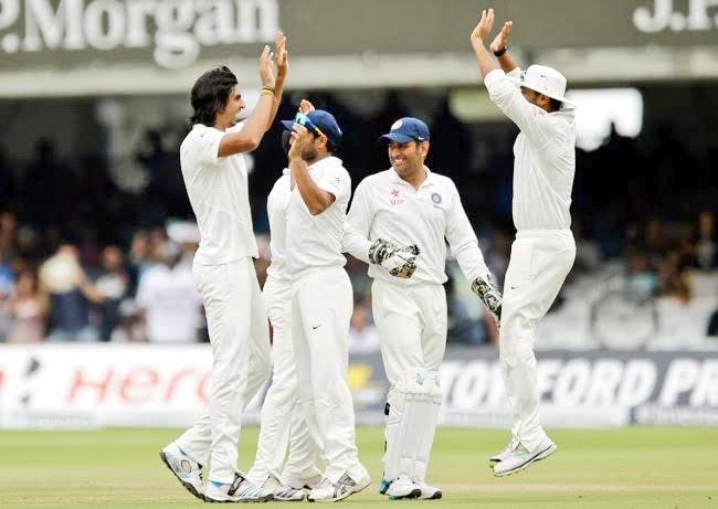 Post lunch, India were even more sure of what their plans were. They deployed  @MdShami11. from one end and  @ImIshant. from the other! 2 overs of short ball barrage fiddled with  @MattPrior13's head who pulls one to deep mid wicket. Disaster for  @ECB_cricket. Exhilarated  @BCCI. 