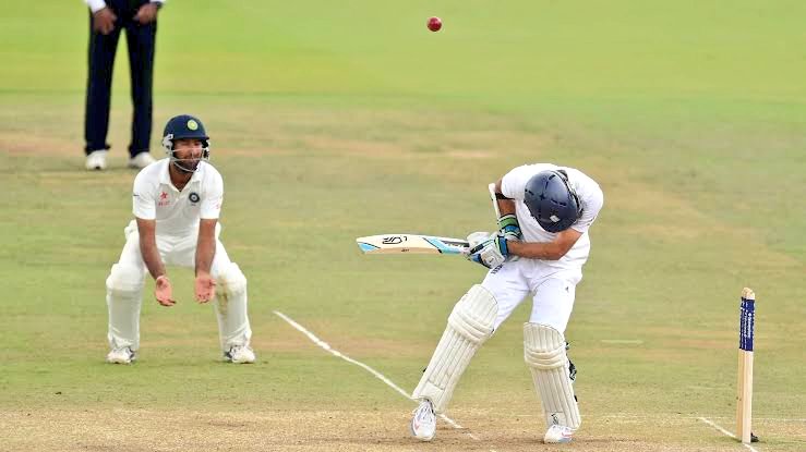 The routine follows. Banged in short, batsmen defends. 2 balls are done. Last one to go.  @ImIshant.bowls one more on the body but this time, the ball rises at an uncomfortable height which means Moeen finds it hard to keep it down. Gloves it to short leg. India roar back.
