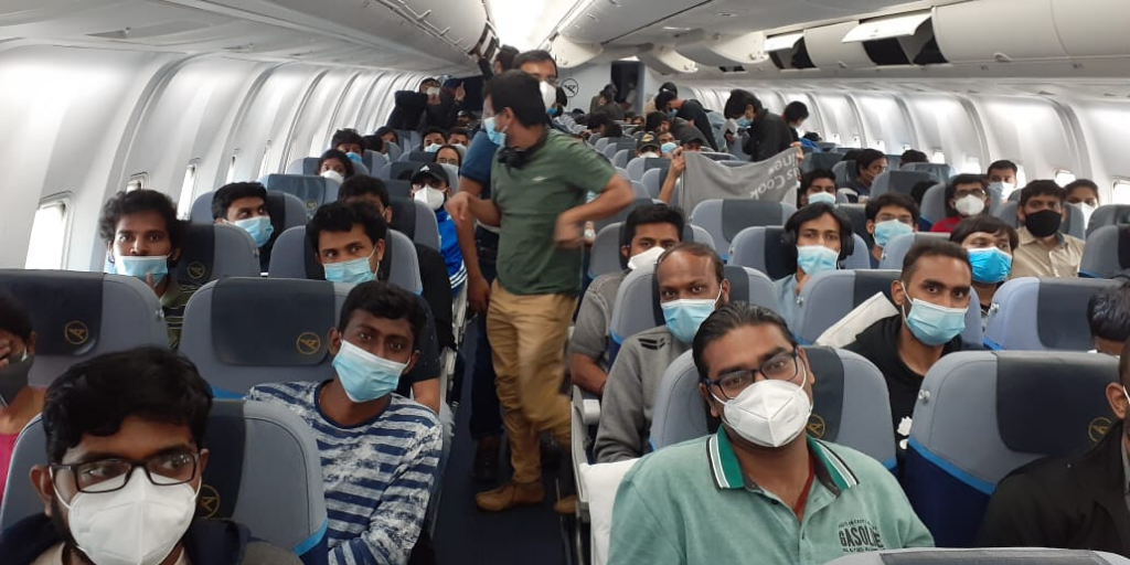 BoschSoftware's tweet photo. Continuing our efforts to ensure the safety of our associates, we worked with @AirPartner to help bring over 200 of our associates back from Frankfurt to India on a chartered flight. We’re glad to know that everyone is back home safe and sound! #StayingSafe #FlyingSafe https://t.co/dCSsqQB1rV