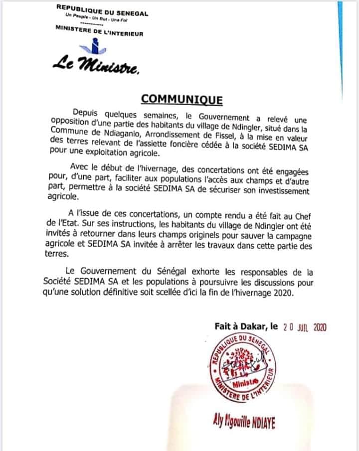 XibaarT's tweet photo. l'État du Sénégal a, via un communiqué, décidé de restituer les terres aux paysans de Ndingler.
#rfm
#XibaarPost https://t.co/LzO79lcxxu