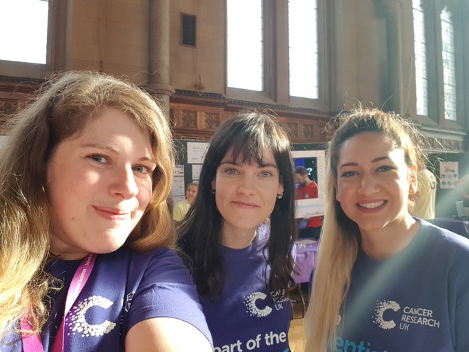 ManHealthPsych's tweet photo. π£οΈ Plus there's Get Vocal on Cancer which @ManchesterBRC Cancer Prevention & Early Detection researchers in #MCHP find invaluable e.g. in breast, lung & melanoma projects. Here's .@LornaDeRosa w/ Kat Cresswell (& .@CemselB!) at a previous @UoMEngage #ScienceSpectacular π£οΈ https://t.co/ux91L2cD3a