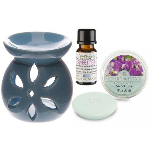 FantasyPhoenix2's tweet image. Check out this product 😍 Sweetpea oil burner gift set &amp;amp; gift box 😍 
by avena starting at £15.99. 
Show now 👉👉 shortlink.store/ub_XQUj04