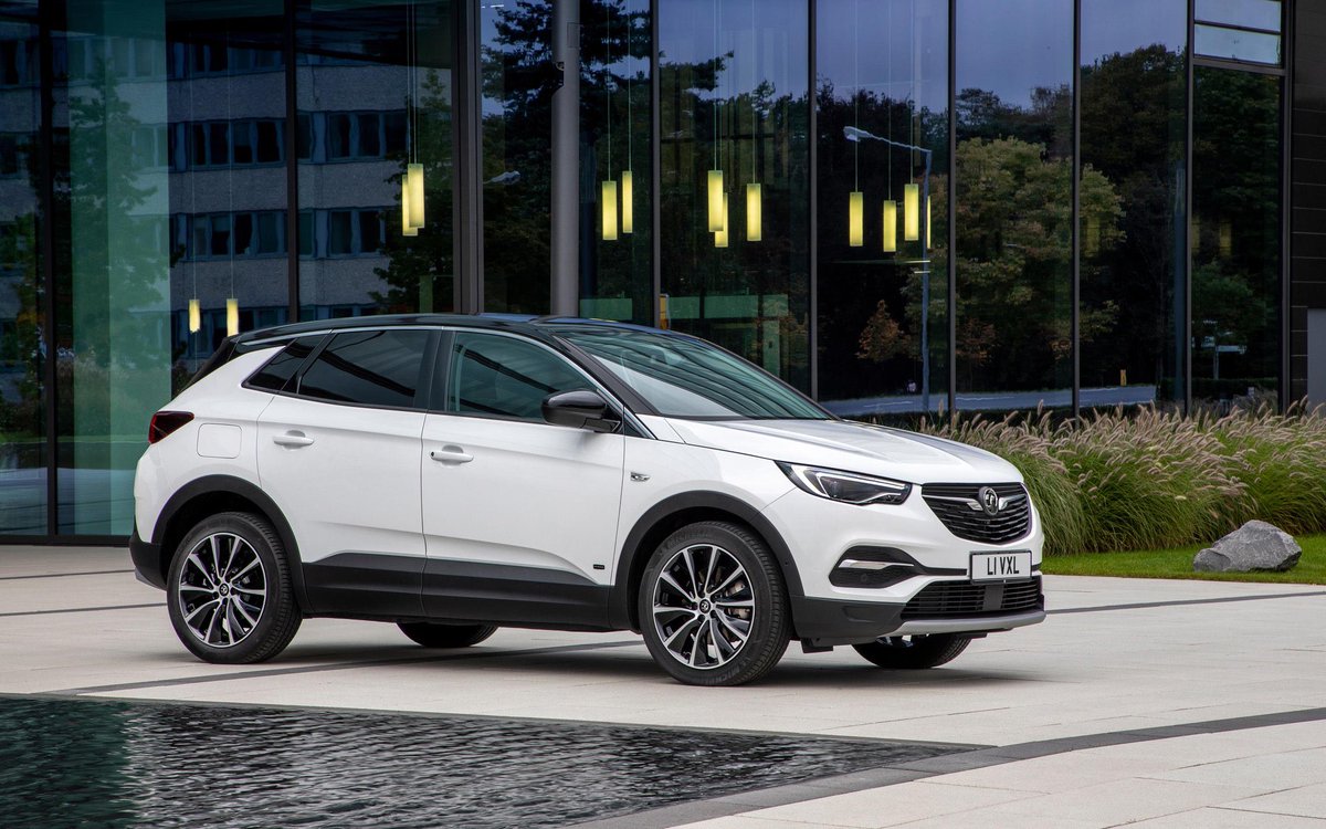 automotorcope's tweet photo. Hoy estoy probando el nuevo #OpelGrandlandXHybrid4 #phev #hibridoenchufable #traccionintegral potencia y eficiencia en el primer híbrido enchufable de @Opel #novedades #suv Te lo contamos en @COPE #motor #autonovedades #auto https://t.co/eT8frQIMnx