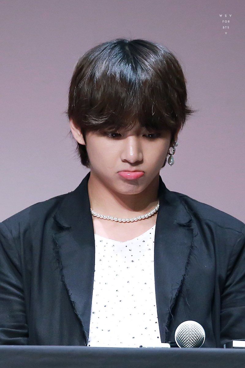 Kim Taehyung Pt 2 #MTVHottest Bts  @BTS_twt