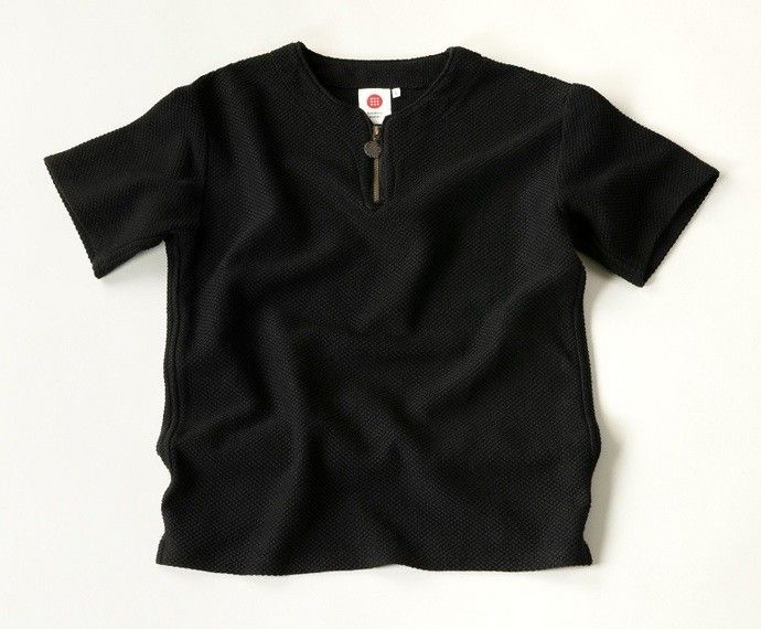 fashionsnap's tweet photo. 老舗柔道着メーカーの九櫻、刺子生地を生かし製品事業を本格化
https://t.co/lCWfbKTyMq https://t.co/QwfgKIWnoP