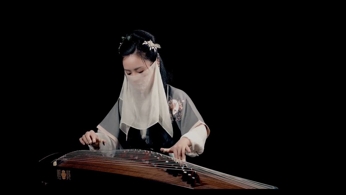 3.MusicBoth cultures also have long musical history and great taste, and they both share some instruments that play the same roles, such as: Qanun for Arab (and Middle Eastern) culture, and Zither (or guzheng) for Chinese one.