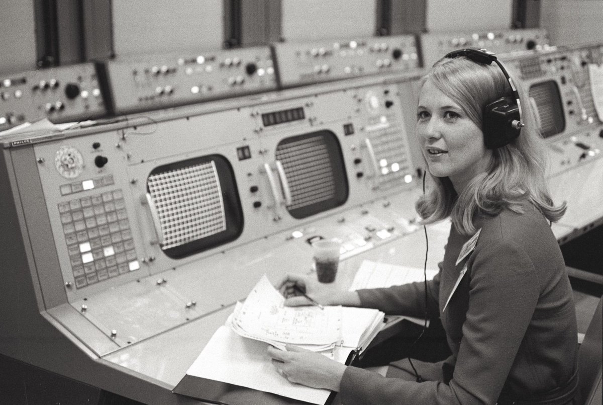 Over in Mission Control,  @poppy_northcutt was the only woman in the room for Apollo 8. She was a human-computer who worked on the trans-Earth injection phase. She was also instrumental in her work on Apollo 13 and helped bring the astronauts home safely.  #HiddenFigures 