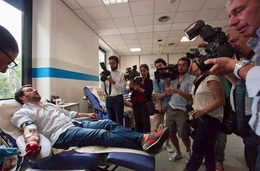 #salvini dopo l’accordo sul Recovery Fund di #Conte. Aiutatelo. Daje Matte’!